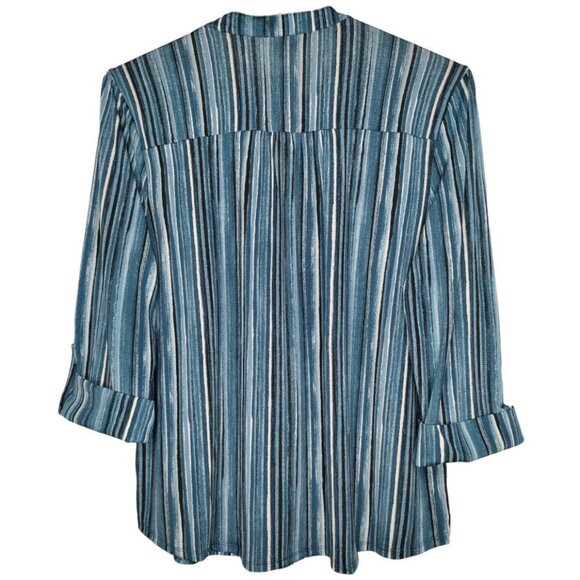 NWT Cocomo Plus Size 1X Blue Stripe Print Studded Pintuck 3/4 Sleeve Blouse Top - Picture 2 of 7
